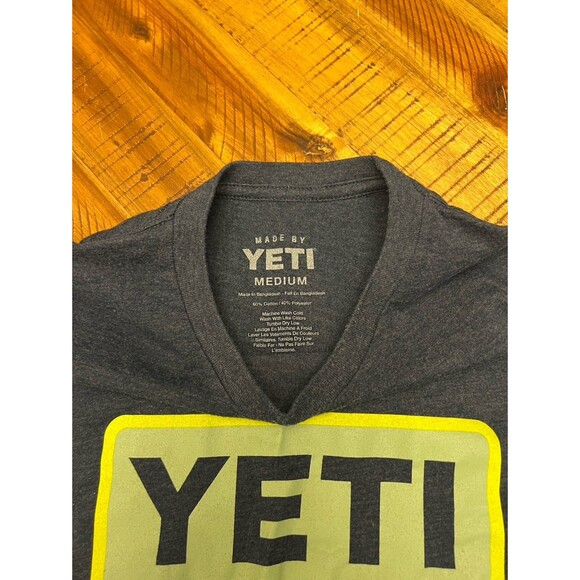 Yeti tshirt - Picture 4 of 5